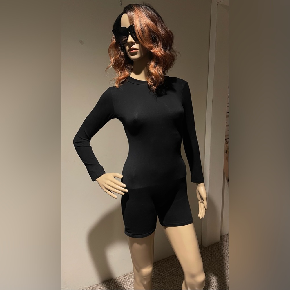 One piece bodycon romper Size Small